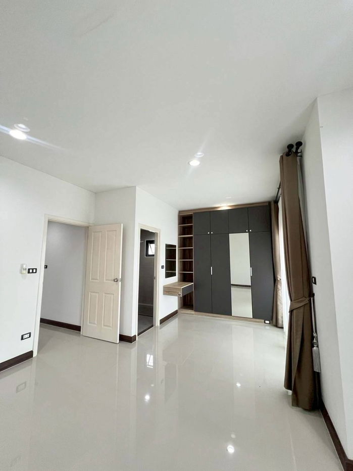 รูป ซื้อ ขาย  บ้านสวย 2 ชั้น หมู่บ้านสิรารมย์ เขาใหญ่ เขาใหญ่   ตลาดมั่งมี หนองสาหร่าย ใกล้ถนนมิตรภาพ 700 เมตร  Line ID : @951qfbfi - รูปที่ 7/20