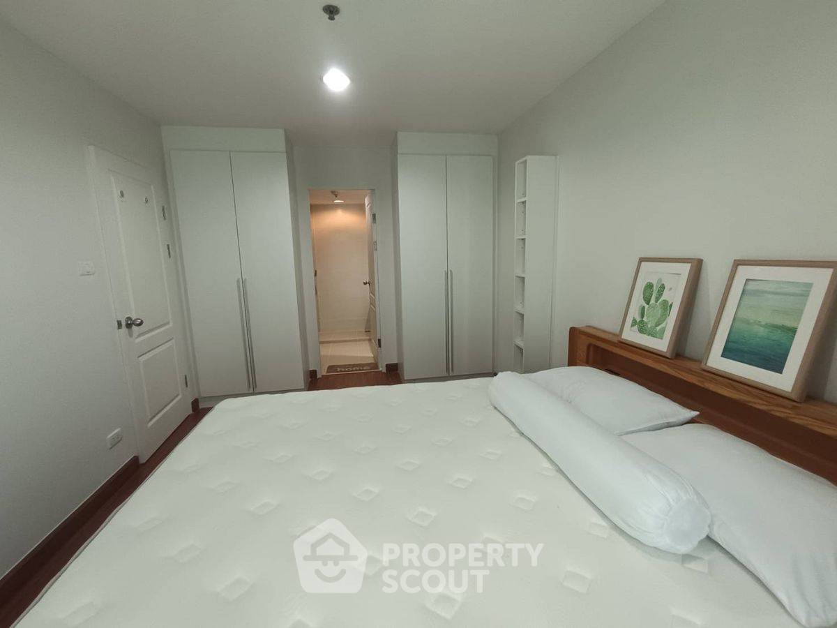 picture 2-BR Condo at Belle Grand Rama 9 near MRT Phra Ram 9 (ID 2249004) - 12/15