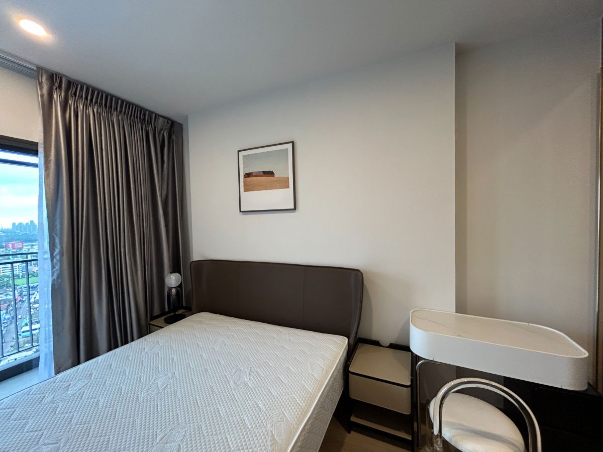 picture Life Rama4 - Asoke  Fully furnished  - 11/20