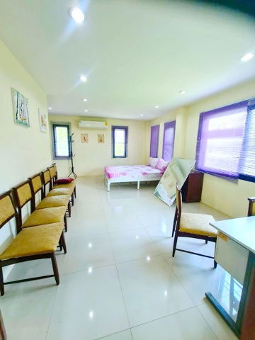 picture St. Stephen's Inter Sch 6km. 3bed Thong Somboon Club 4 km. Single house for rent 1.5-storey with bal - 7/8