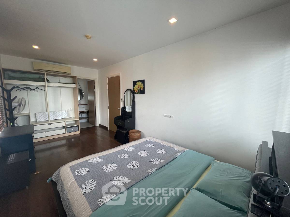 picture 2-BR Condo at The Seacraze Condominium Hua Hin close to Khao Takiab beach (ID 1399817) - 9/19