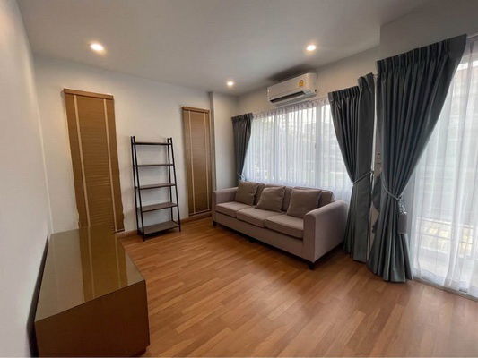picture FOR RENT TOWN PLUS ONNUT - LADKRABANG / 3 bedrooms 3 bathrooms / 30 Sqw. 160 Sqm. **30,000** CLOSE TO ROBINSON LIFESTYLE LADKRABANG - 11/14