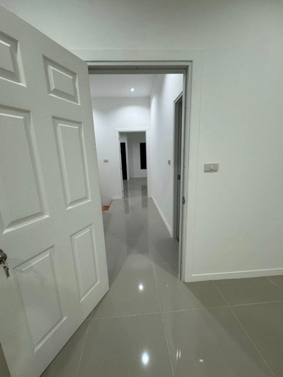 picture 2-Storey Townhome in Prime Location — Cha-am–Hua Hin Bypass 2.95 Million Baht 20.20 sq.w. - 14/20