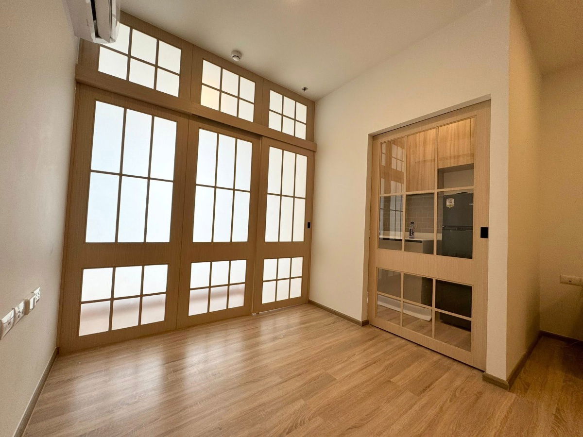 picture Condo for rent XT Phayathai near BTS Phayathai 26,500 baht Property code: RS1324 - 3/13