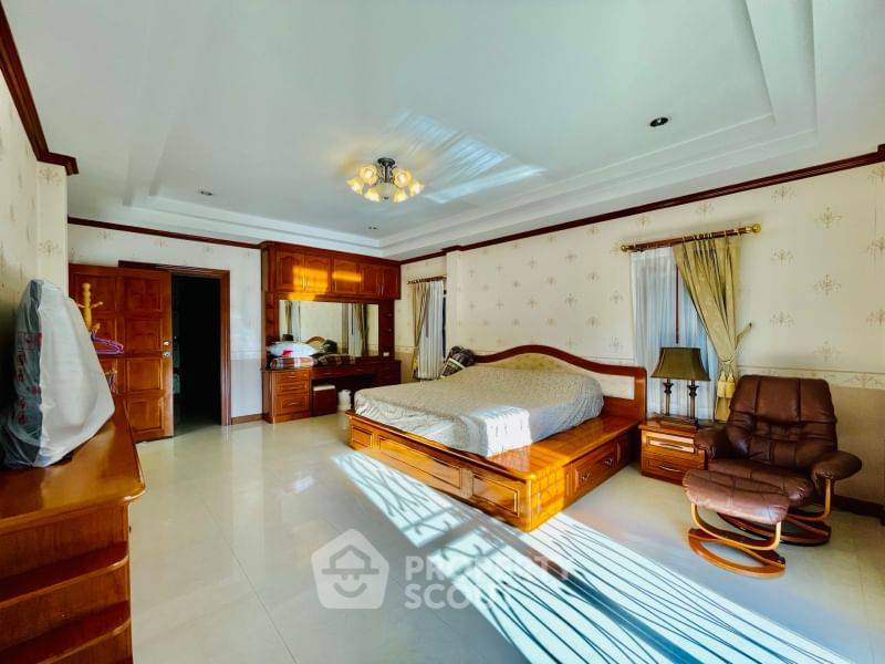 รูป วิลล่า 5-ห้องนอน ที่ หมู่บ้านชาลิตา สุขุมวิท พัทยา ใกล้ เมืองพัทยา (ID 1797699) - รูปที่ 2/20