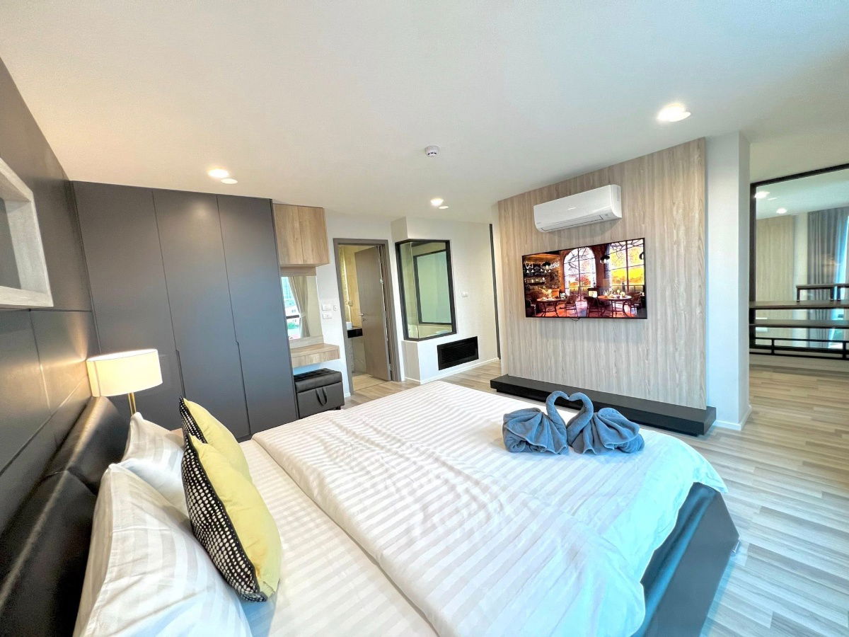 picture For Rent Duplex 2 bedrooms 3 bathrooms Condo at South Pattaya - 11/22