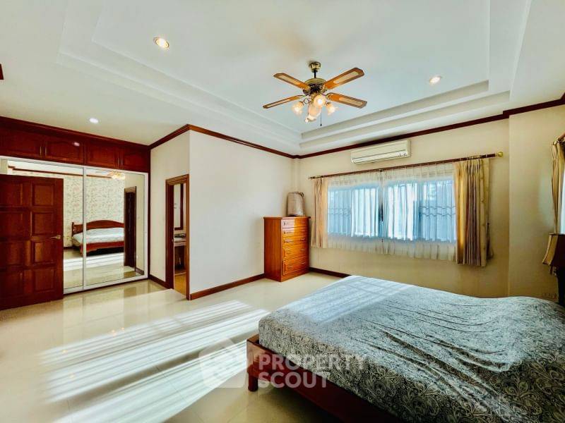 รูป วิลล่า 5-ห้องนอน ที่ หมู่บ้านชาลิตา สุขุมวิท พัทยา ใกล้ เมืองพัทยา (ID 1797699) - รูปที่ 7/20