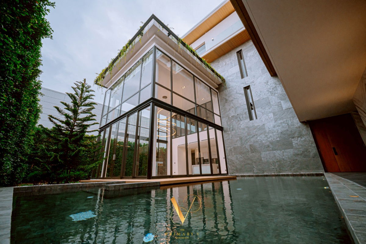 รูป บ้านเดี่ยว เกษตรนวมินทร์ พื้นที่ดิน 105.8 ตรว. พื้นที่ใช้สอย 1,000 ตรม. ระดับ SUPER LUXURY CLASS เริ่มต้น 99 ลบ. - รูปที่ 9/16