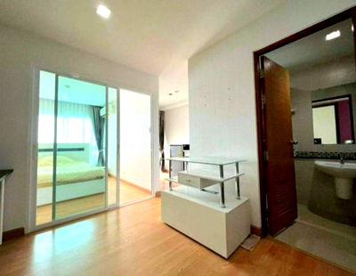 Condos for rent 700 Year Sports Arena Chiang Mai : casa condo chiangmai 30sqm floor 6 tower A studio