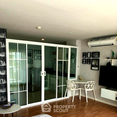 Condos for rent : 1-BR Condo At We Condo Ekamai Ramindra, Bang Khen (ID 564838)