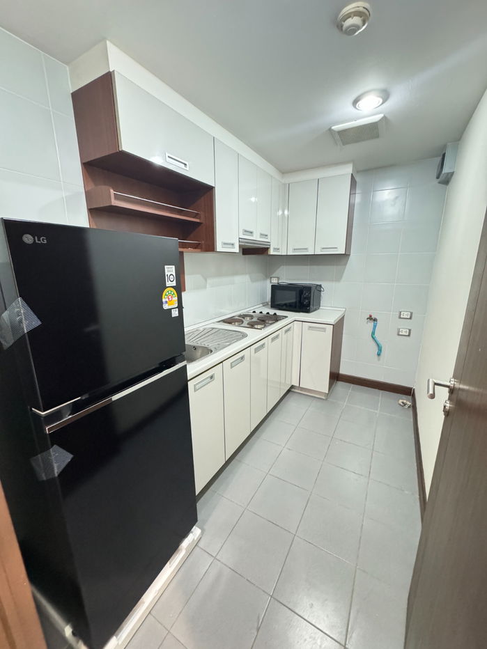 picture Condo for Rent: Silom City Resort – Fully Furnished, Ready to Move In - 6/14
