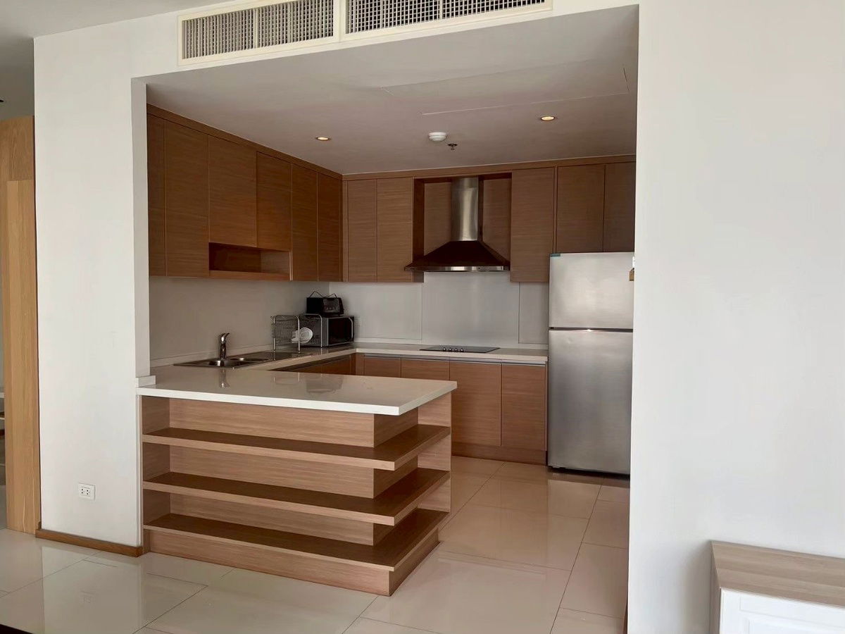 picture Newly Renovated Room | 3B3B 161 sq.m. with Extra Large Balcony. A lot of space and Very friendly price - 7/19