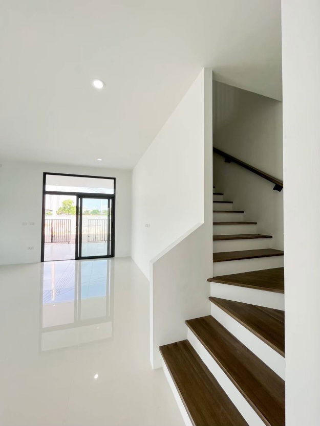 รูป ให้เช่า บ้านใหม่ ในโครงการ พร้อมเข้าอยู่  3 ห้องนอน ขนาด 35 ตร.วา  เช่า 16,500 บาท - รูปที่ 16/26