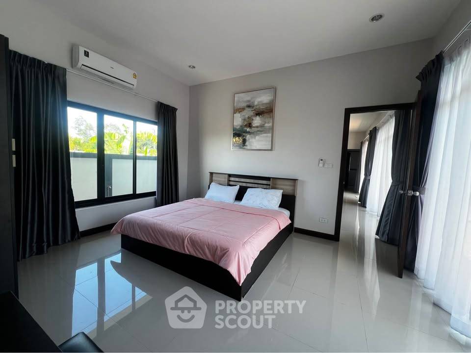 picture 3-BR Villa in Hin Lek Fai (ID 2248774) - 2/12