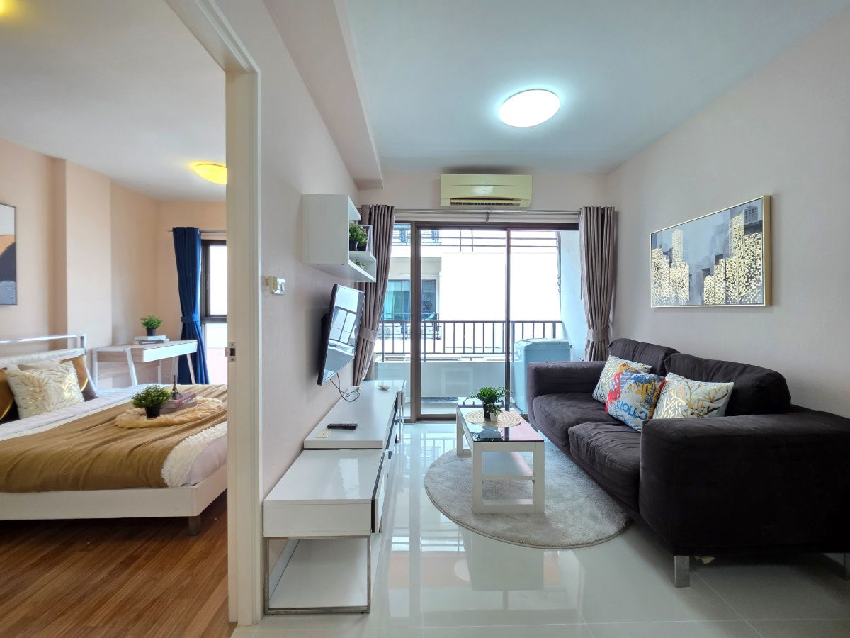 picture SF124 Summer Garden Condominium for sale, stunning common area, opposite Central Chaengwattana. - 9/19