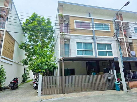 OnNut17 Vertical mansion for rent 4bed MRT KhlongKlantan 1.5km. Phatthanakan32 3-story 22sq.wa. 254
