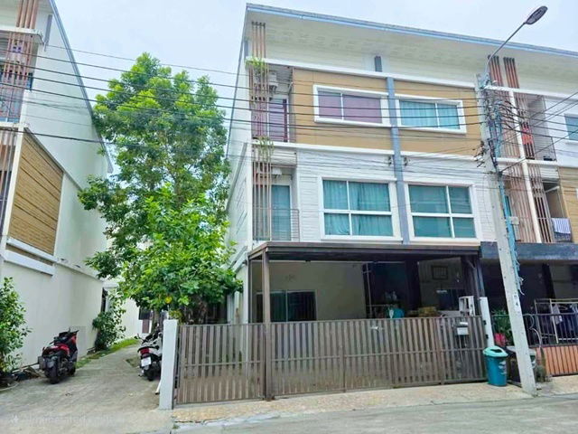 picture OnNut17 Vertical mansion for rent 4bed MRT KhlongKlantan 1.5km. Phatthanakan32 3-story 22sq.wa. 254 - 1/8