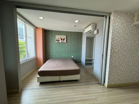 C5941 For Rent  :  Condo  Regent Home Bangna ( MRT Huai Khwang ) 064 665 4666