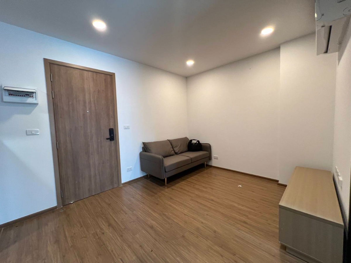 picture Condo For Rent!!The Livin Ramkhamhaeng - 8/13