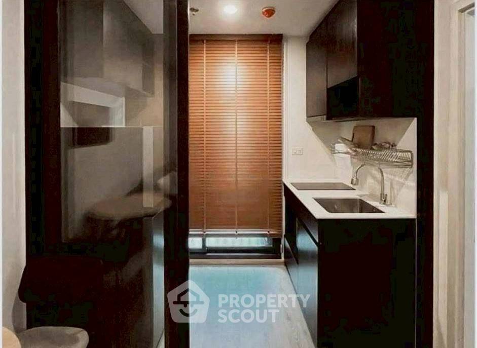 picture 1-BR Condo at Nue District R9 near MRT Phra Ram 9 (ID 2249660) - 4/8