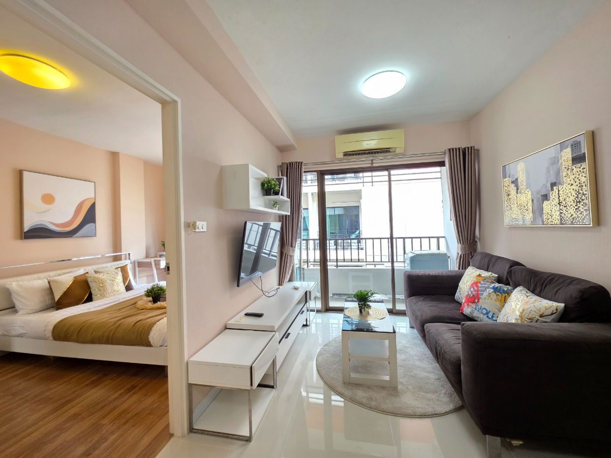 picture SF124 Summer Garden Condominium for sale, stunning common area, opposite Central Chaengwattana. - 10/19