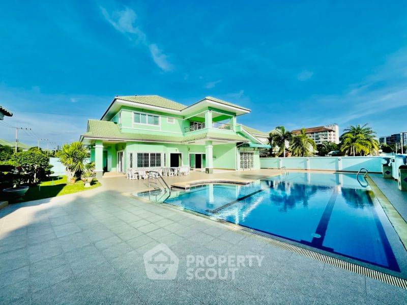 รูป วิลล่า 5-ห้องนอน ที่ หมู่บ้านชาลิตา สุขุมวิท พัทยา ใกล้ เมืองพัทยา (ID 1797699) - รูปที่ 20/20