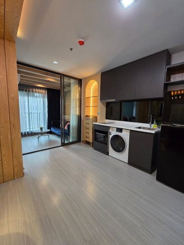 รูป ห้องสวย คอนโด ไลฟ์ พหล - ลาดพร้าว แบบ 1 ห้องนอน 35 ตรม. ตึก B ชั้น 22 ทิศใต้ มีเครื่องซักผ้า ของครบ เพียง 22,000 บาท - รูปที่ 9/10