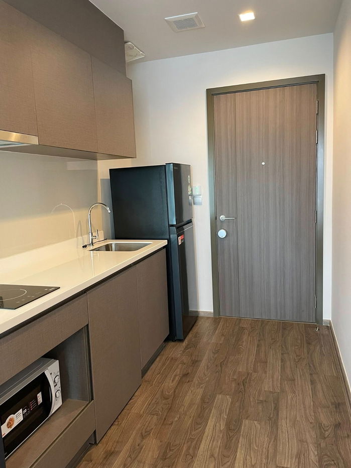 picture Code: KJ8131  for ren Life Ladprao Valley // Line ID: @kjcondo (with @) // - 5/13