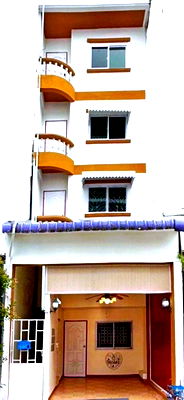 Shophouses for rent Bangna Commercial College : Food Land Jazz Urban 6-bed 6-bath for business massage parlors MRT SriDan 1.2km. 4.5-story commercia