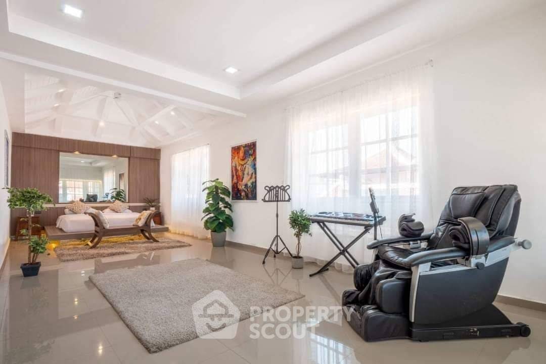 รูป บ้าน 6-ห้องนอน ที่ เทมเปิลเลควิลล่า ใกล้ เมืองพัทยา (ID 998616) - รูปที่ 10/12