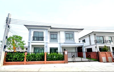 เช่าบ้านเดี่ยว นิคมอัญธานี (เจมโมโปลิส) : เช่าบ้านเดอะแพลนท์บางนา-วงแหวน อยู่ถนนสุขาภิบาล2 ใกล้สี่แยกประเวศ