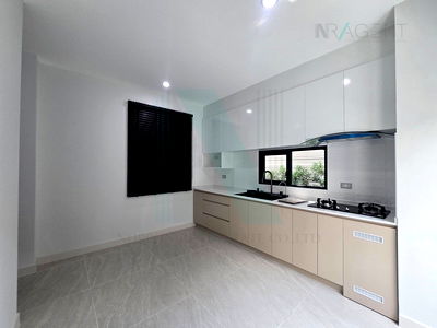 บ้านเดี่ยวให้เช่า : 📌 ให้เช่าบ้านเดี่ยว 3 ชั้น บ้านกลางเมือง คลาสเซ่ สุขุมวิท 77 2 ห้องนอน 3 ห้องน้ำ