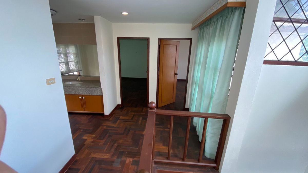 picture Sailom Village, Chaeng Watthana Road, Pak Kret Subdistrict, Pak Kret District, Nonthaburi Province 3-storey house, land area of 50 square wah  - 11/14