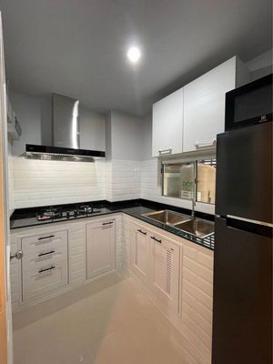 picture FOR RENT TOWN PLUS ONNUT - LADKRABANG / 3 bedrooms 3 bathrooms / 30 Sqw. 160 Sqm. **30,000** CLOSE TO ROBINSON LIFESTYLE LADKRABANG - 6/14
