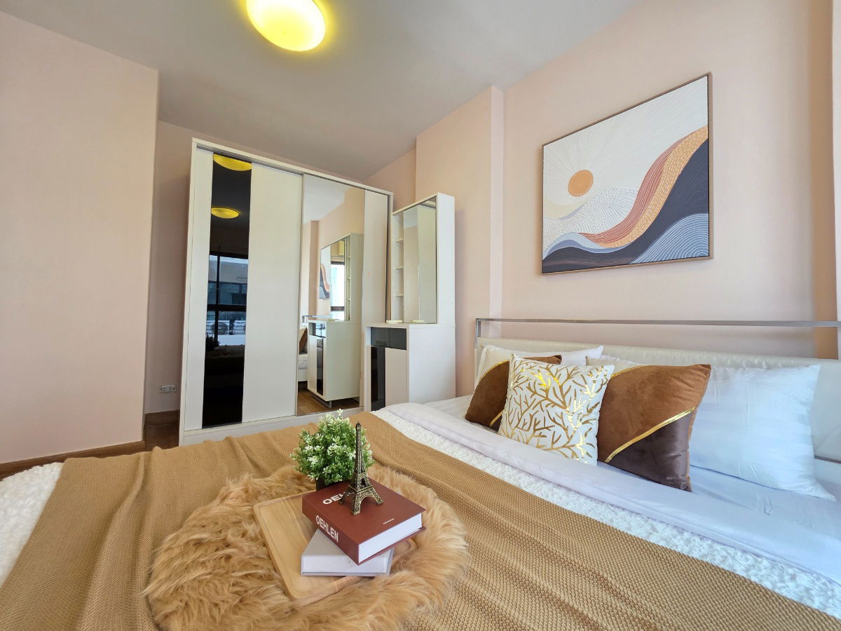 picture SF124 Summer Garden Condominium for sale, stunning common area, opposite Central Chaengwattana. - 1/19