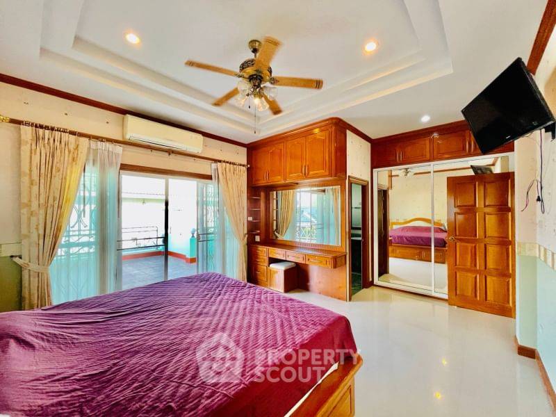 รูป วิลล่า 5-ห้องนอน ที่ หมู่บ้านชาลิตา สุขุมวิท พัทยา ใกล้ เมืองพัทยา (ID 1797699) - รูปที่ 10/20
