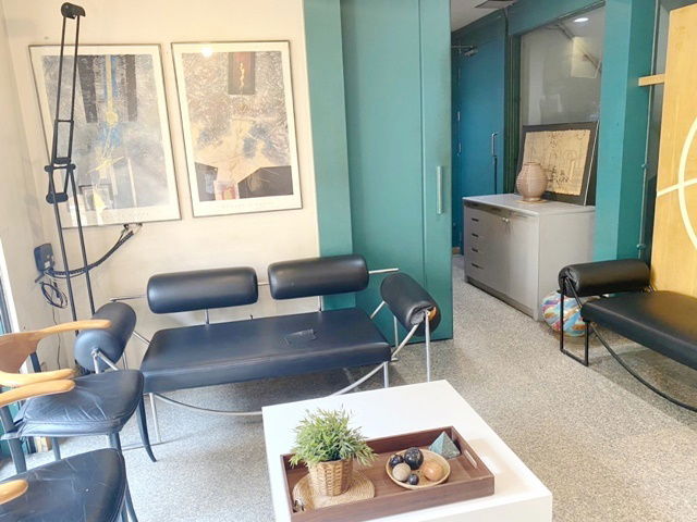 picture BTS Chong Nonsi 250m. Can be used as an Airbnb. king power mahanakhon For rent 4-story townhous - 3/8