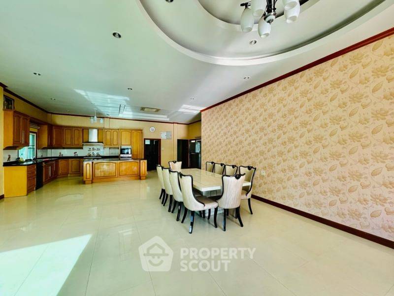 รูป วิลล่า 5-ห้องนอน ที่ หมู่บ้านชาลิตา สุขุมวิท พัทยา ใกล้ เมืองพัทยา (ID 1797699) - รูปที่ 15/20