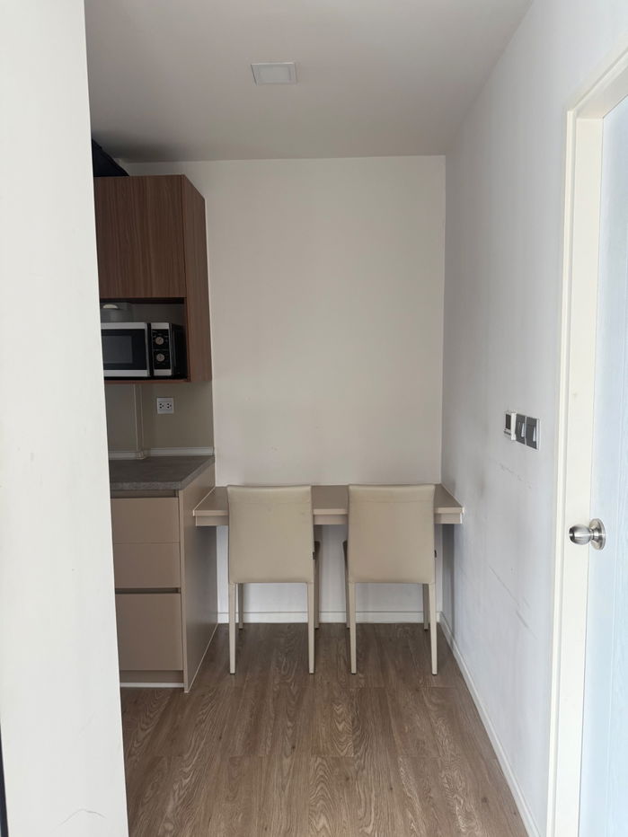รูป 🏡 ให้เช่า Kave Town Space💖 ห้องมุม ครัวแยก ✨ ตึก A ชั้น 8 วิวสระน้ำ  - รูปที่ 9/11