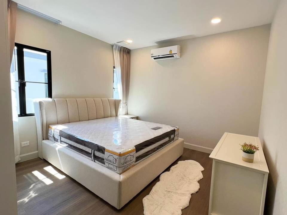 picture For rent – Luxury New Home, Nantawan Rama 9 – New Krungthep Kreetha - 10/36