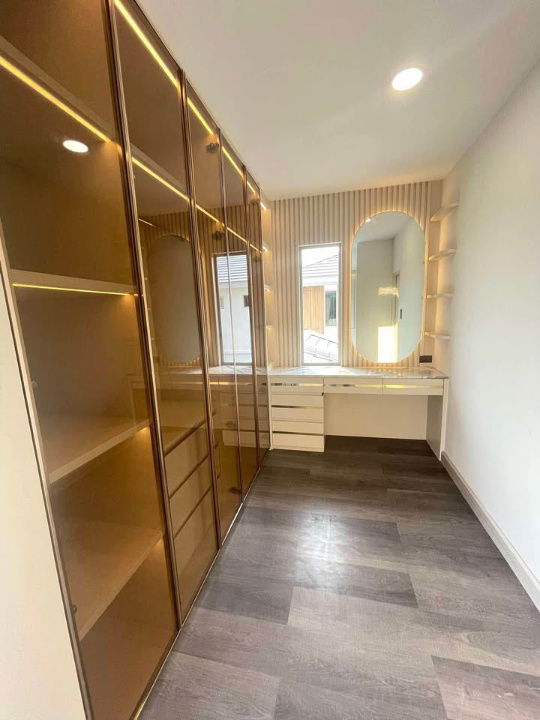 รูป UK07-009 🏡 ขายบ้านใหม่มือ 1 สไตล์พรีเมียม โครงการ ไลฟ์แอนด์ลิฟวิ่ง แกรนวัลเล่ย์ (เลี่ยงหนองมน-บางแสน) - รูปที่ 9/9