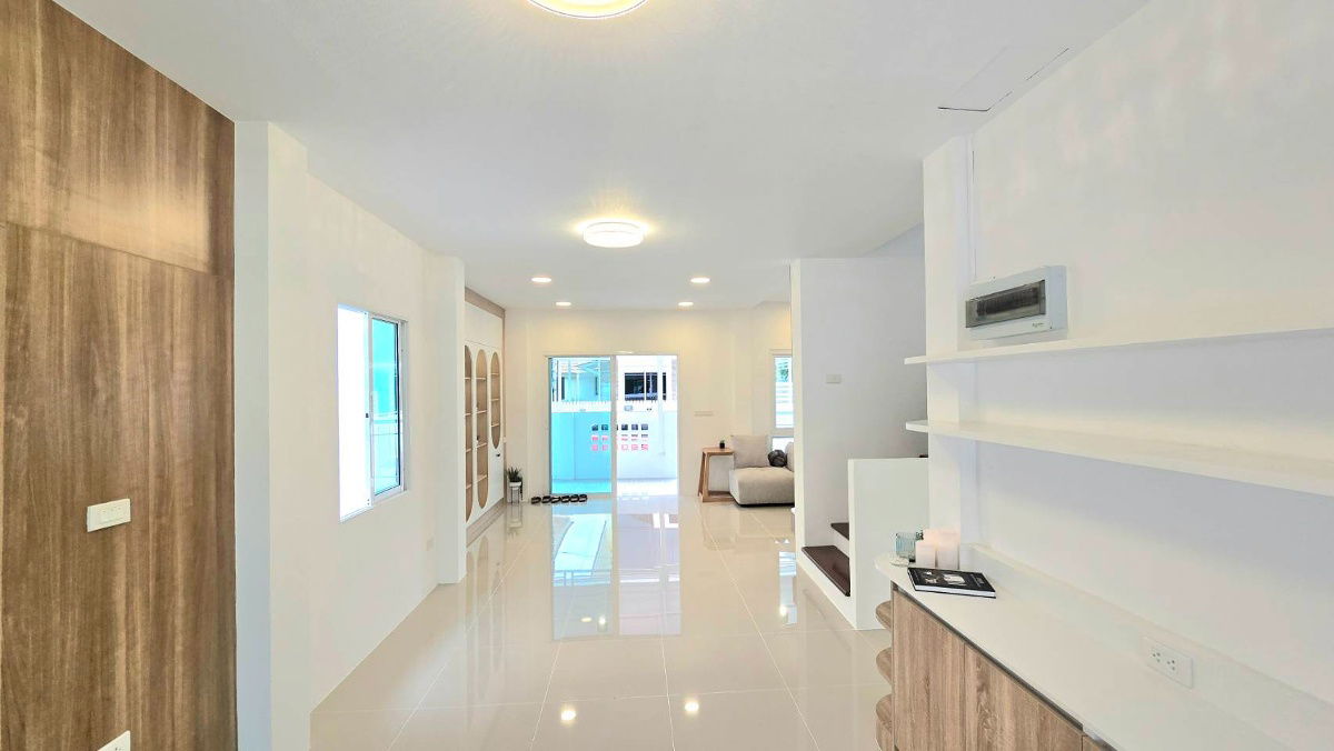 picture Semi-detached house for sale, single house feel, corner house, private, 4 bedrooms, 2 bathrooms, 4 parking spaces - 4/17