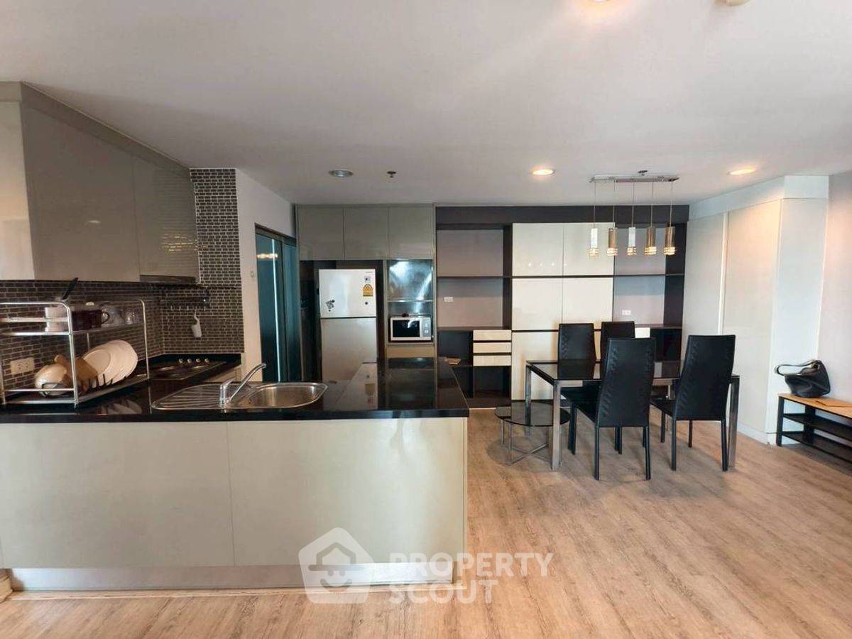 picture 2-BR Condo at Belle Grand Rama 9 near MRT Phra Ram 9 (ID 2248997) - 4/12