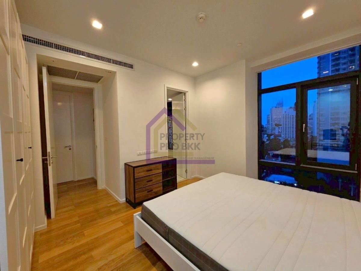 picture 🌟 Modern Spacious 2-Bedroom with Stunning City Views | Circle Living Prototype (Circle 2) – Near MRT Phetchaburi - 6/20