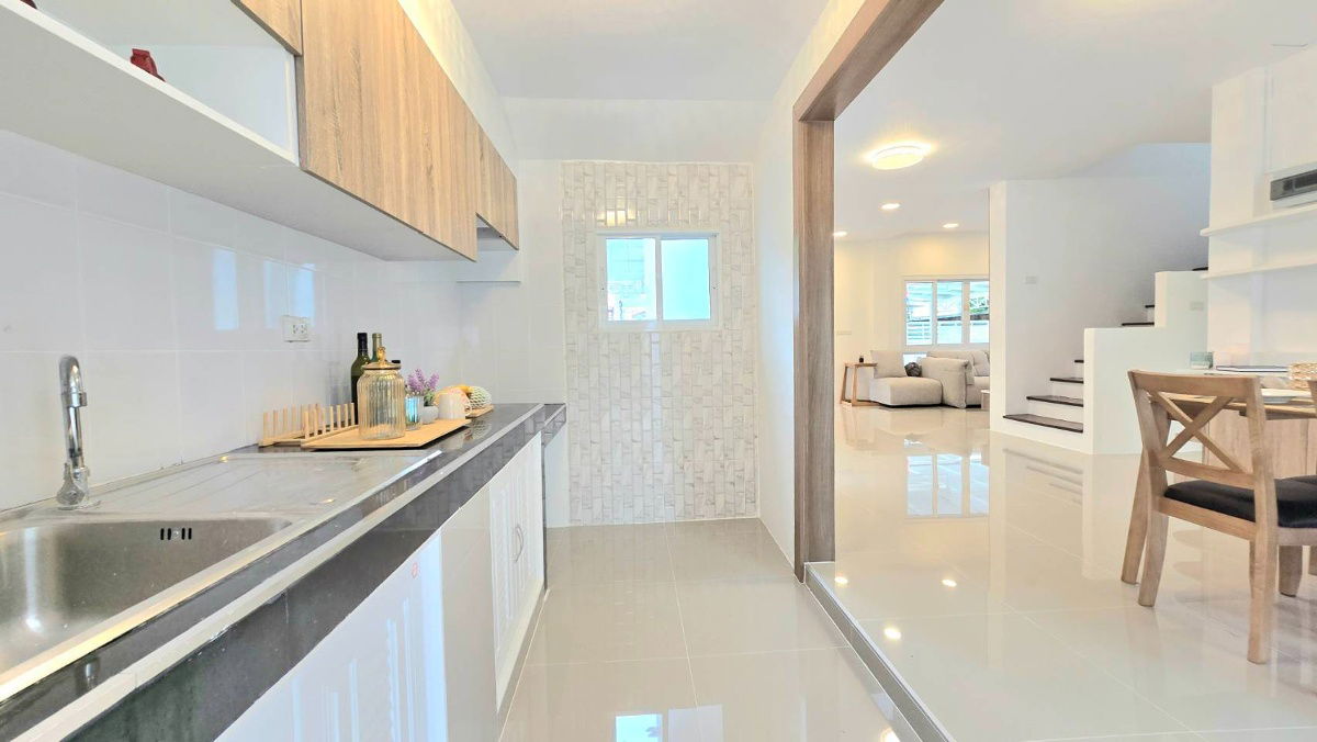 picture Semi-detached house for sale, single house feel, corner house, private, 4 bedrooms, 2 bathrooms, 4 parking spaces - 15/17