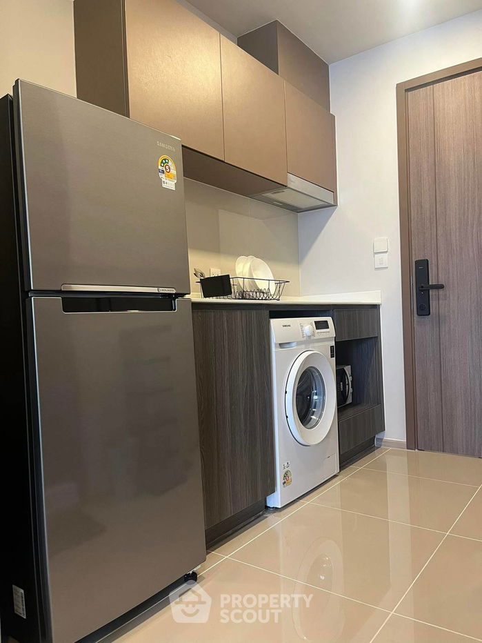 picture Studio Condo at Life Phahon-Ladprao near BTS Ha Yaek Lat Phrao (ID 2237300) - 7/9