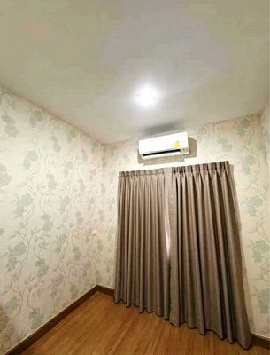 picture FOR RENT GOLDEN TOWN SATHORN / 4 bedrooms 3 bathrooms / 20 Sqw. 117 Sqm. **28,000** CLOSE TO BTS WUTTAKAT - 8/11