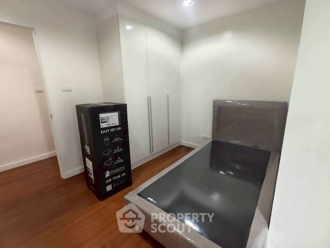 picture 3-BR Condo at Belle Grand Rama 9 near MRT Phra Ram 9 (ID 2248920) - 7/14