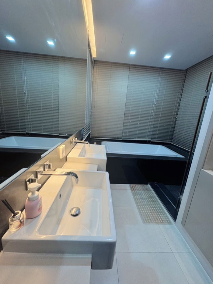 รูป พร้อมให้เช่า "𝐈𝐕𝐘 𝐀𝐦𝐩𝐢𝐨"  Luxury คอนโด ย่านรัชดา ขนาด 2 ห้องนอน 81 ตร.ม. ชั้น 12A  [251011] - รูปที่ 7/10