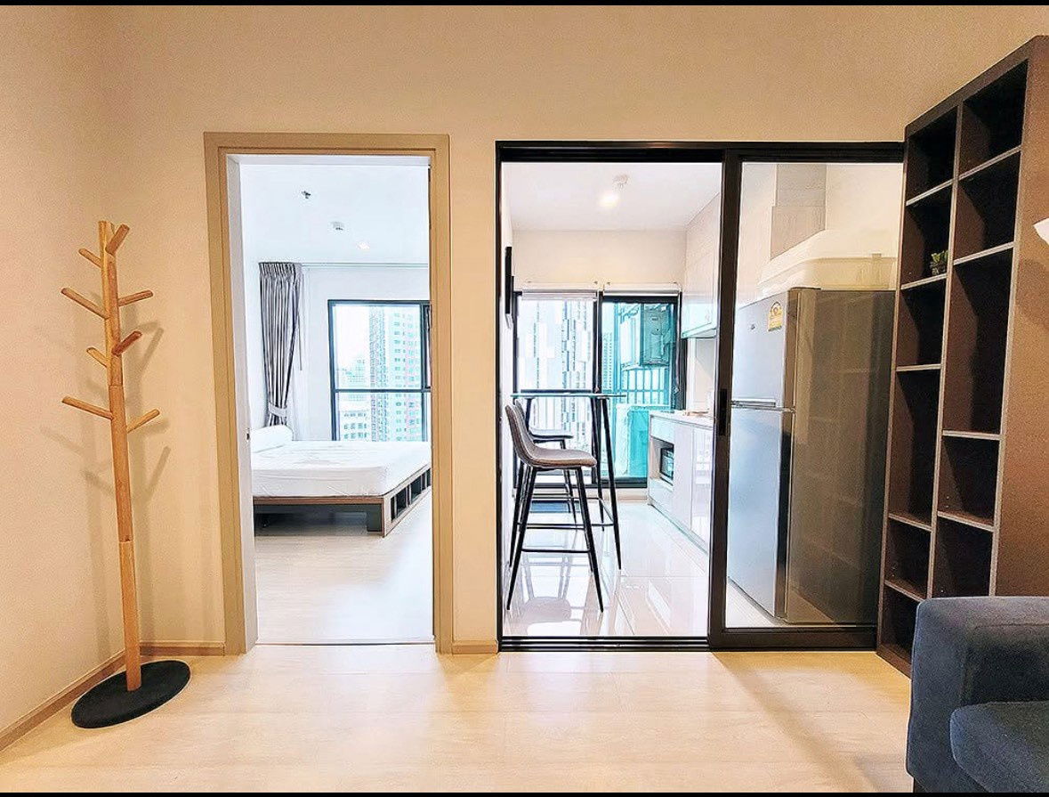 picture Newly Renovated Room | 1B1B Size 32 sq.m. Superb Decoration. Fully Furnished ready to move in  - 8/10